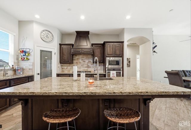 15128 Juneberry Court, Bakersfield, CA 93314