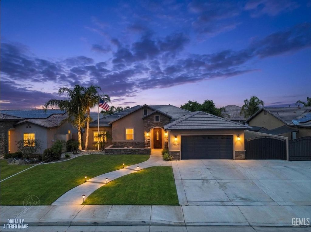 15128 Juneberry Court, Bakersfield, CA 93314