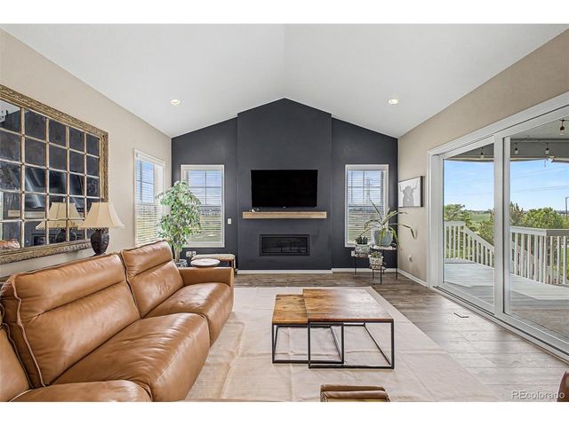 914 Flora View Dr, Erie, CO 80516