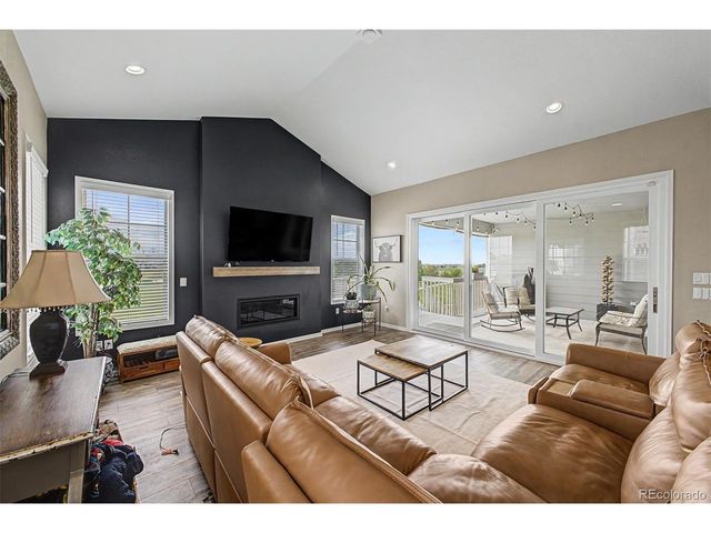 914 Flora View Dr, Erie, CO 80516