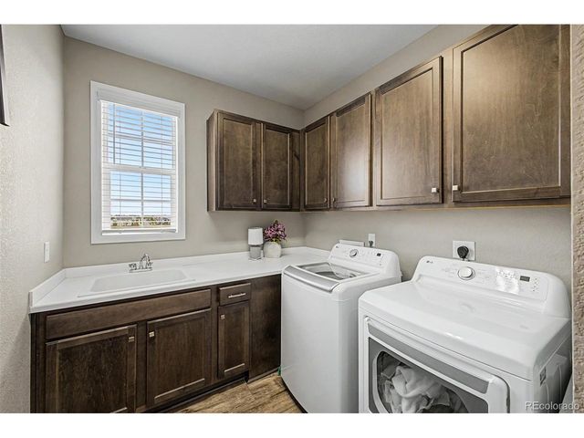 914 Flora View Dr, Erie, CO 80516