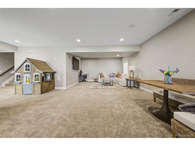 914 Flora View Dr, Erie, CO 80516