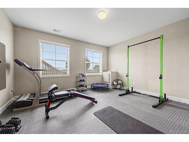914 Flora View Dr, Erie, CO 80516