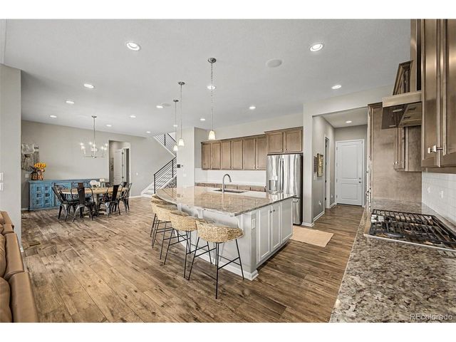 914 Flora View Dr, Erie, CO 80516