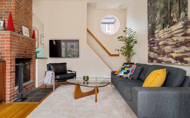 61 Dana Street 4, Cambridge, MA 02138