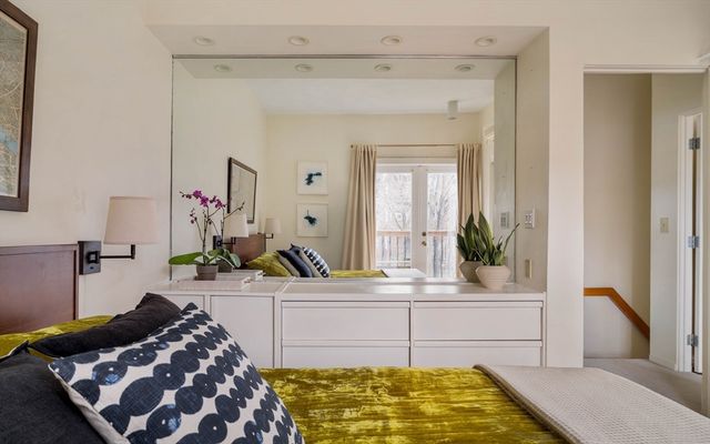 61 Dana Street 4, Cambridge, MA 02138