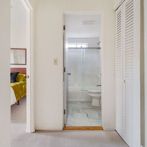 61 Dana Street 4, Cambridge, MA 02138