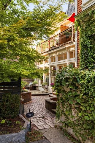 61 Dana Street 4, Cambridge, MA 02138