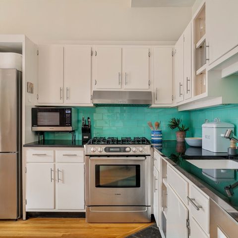 61 Dana Street 4, Cambridge, MA 02138