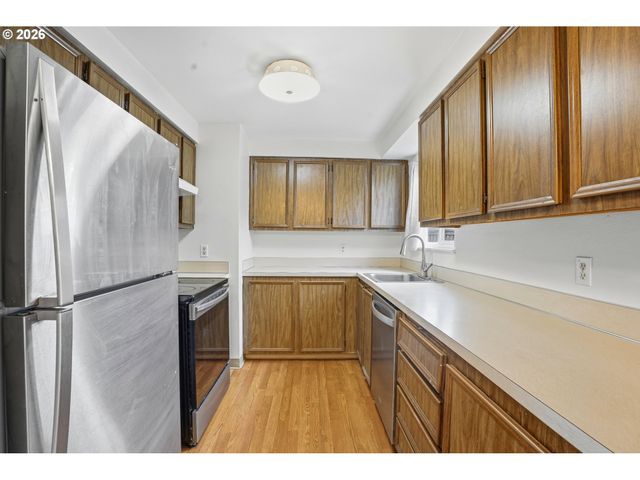 3537 Se 64TH Ave, Portland, OR 97206