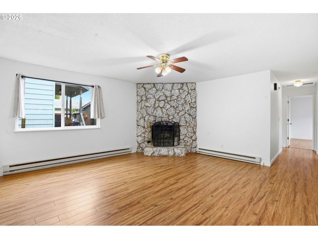 3537 Se 64TH Ave, Portland, OR 97206