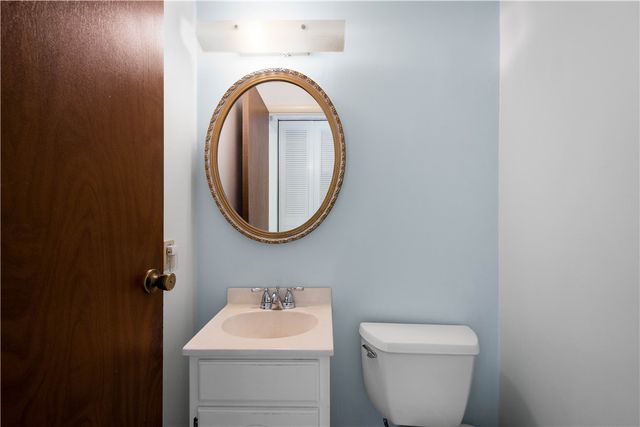 536 Hunters Path Rd, South Fayette, PA 15017