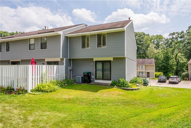 536 Hunters Path Rd, South Fayette, PA 15017