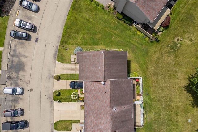 536 Hunters Path Rd, South Fayette, PA 15017