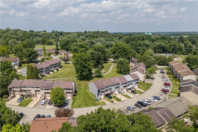 536 Hunters Path Rd, South Fayette, PA 15017
