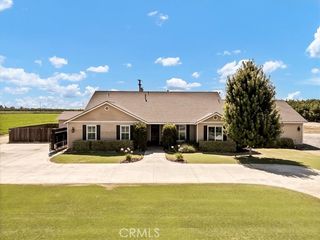 28020 Road 148, Visalia, CA 93292