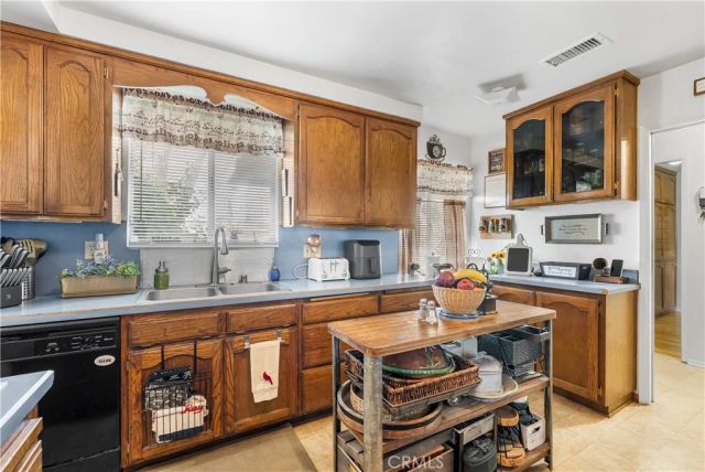 45428 13th West, Lancaster, CA 93534