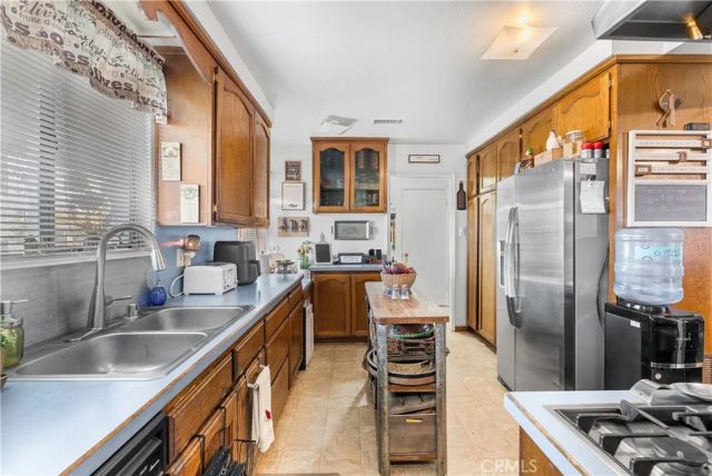 45428 13th West, Lancaster, CA 93534