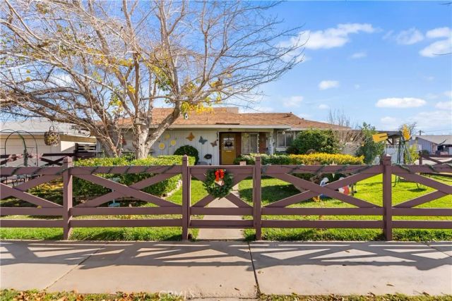 45428 13th West, Lancaster, CA 93534