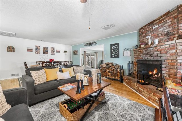 45428 13th West, Lancaster, CA 93534