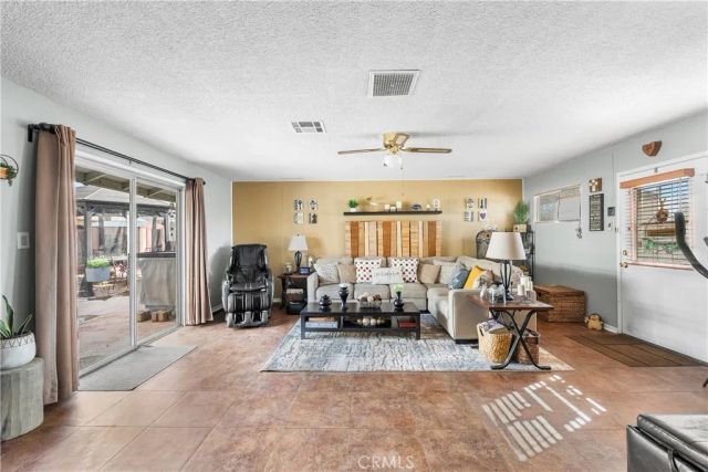 45428 13th West, Lancaster, CA 93534