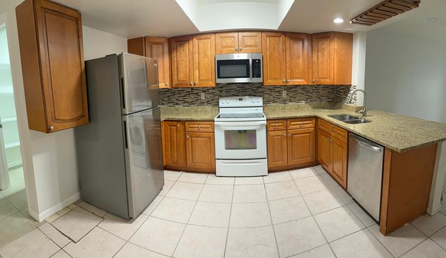 7801 NW 70th Court, Tamarac, FL 33321