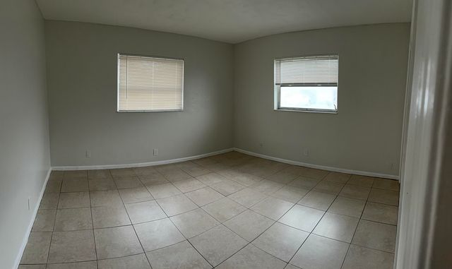 7801 NW 70th Court, Tamarac, FL 33321