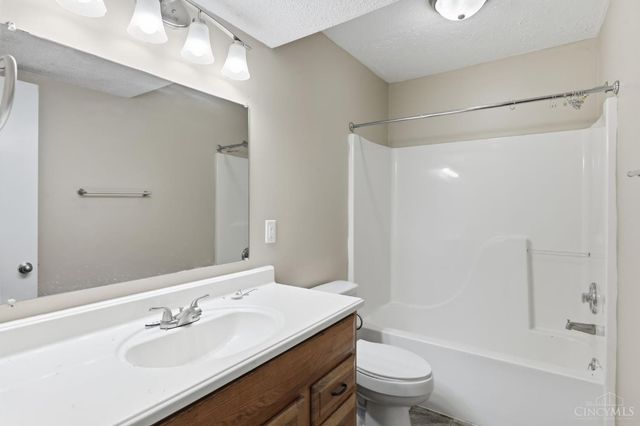 3725 Lacy Court, Middletown, OH 45044