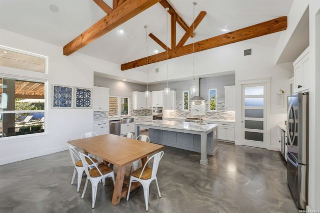 223 Oak Shores, Canyon Lake, TX 78133