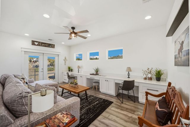 223 Oak Shores, Canyon Lake, TX 78133