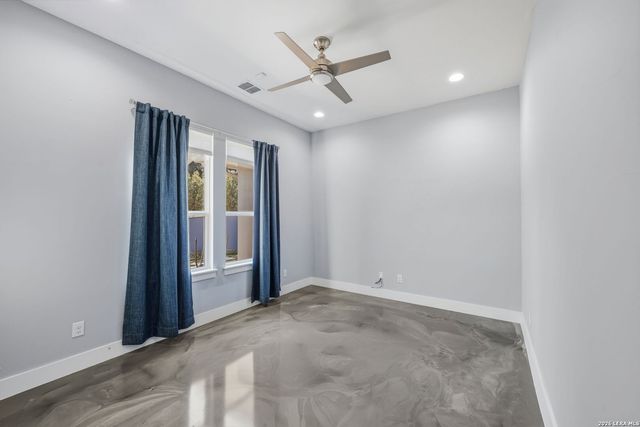 223 Oak Shores, Canyon Lake, TX 78133