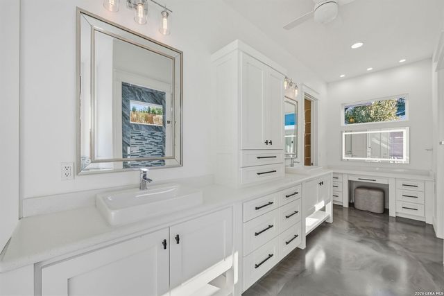 223 Oak Shores, Canyon Lake, TX 78133