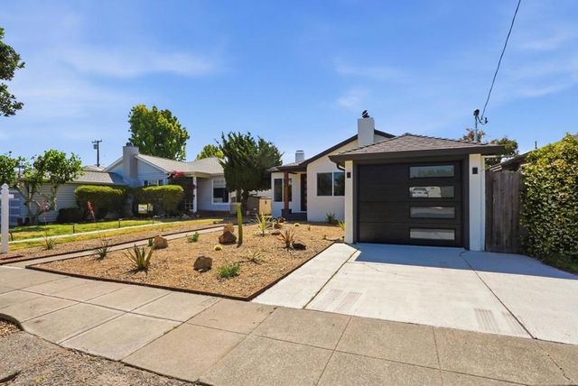 988 Post Street, Alameda, CA 94501