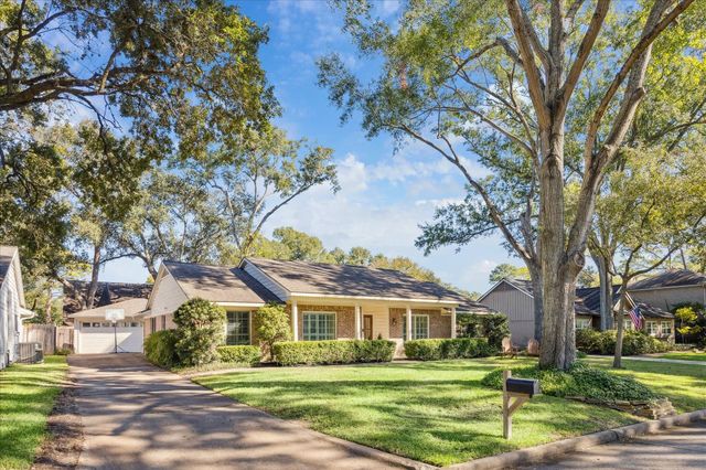 12510 Shepherds Ridge Drive, Houston, TX 77077