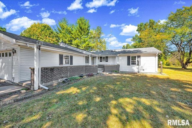 20 VILLA Circle, Knoxville, IL 61448