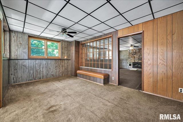 20 VILLA Circle, Knoxville, IL 61448