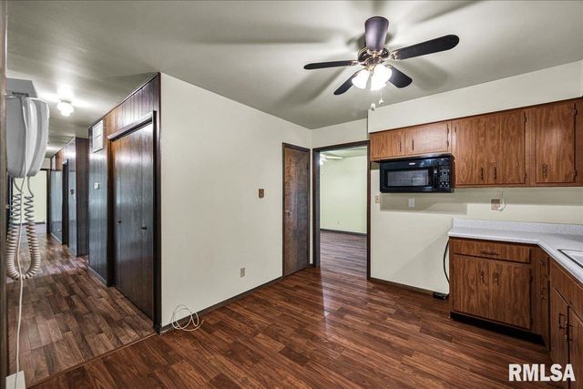 20 VILLA Circle, Knoxville, IL 61448