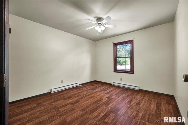 20 VILLA Circle, Knoxville, IL 61448