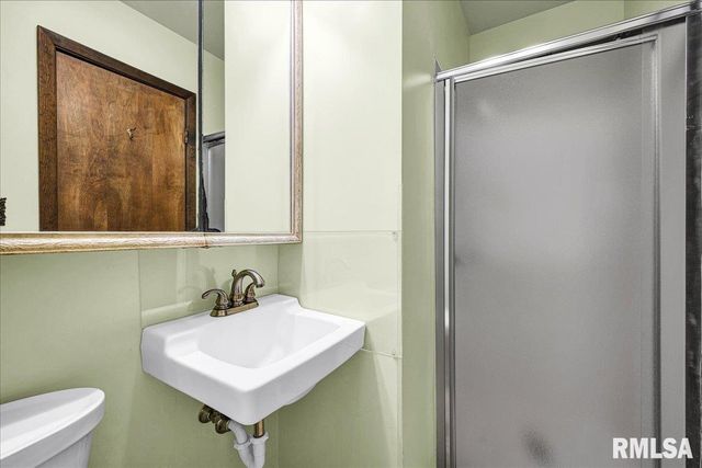 20 VILLA Circle, Knoxville, IL 61448