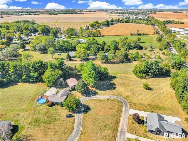 20 VILLA Circle, Knoxville, IL 61448