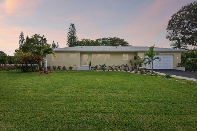 140 NE 161st St, Miami, FL 33162