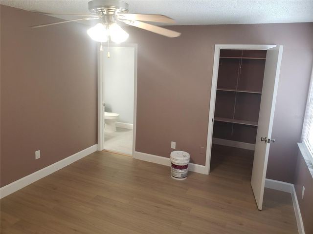 14027 VILLAGE VIEW DRIVE, Tampa, FL 33624