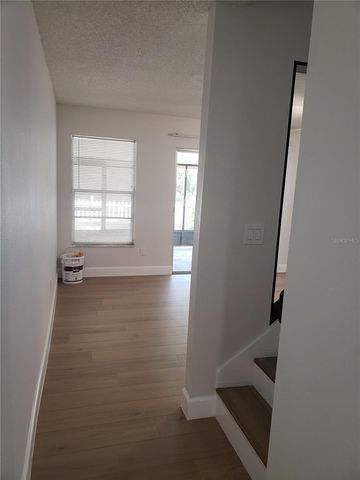 14027 VILLAGE VIEW DRIVE, Tampa, FL 33624