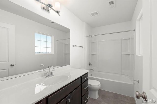 2 Fieldcrest at Post Farms Meadows, O'fallon, MO 63385