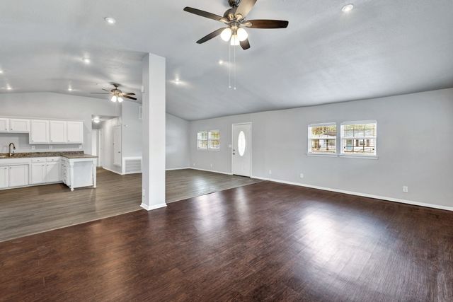 105 Alice Drive, Little Elm, TX 75068