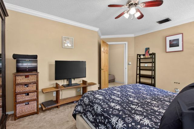 1921 Discovery Circle E, Deerfield Beach, FL 33442