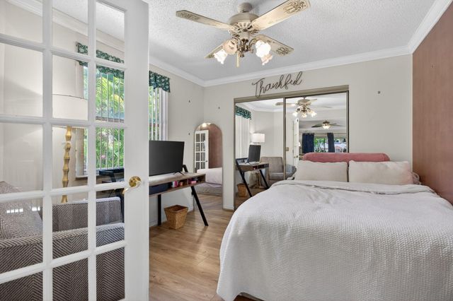 1921 Discovery Circle E, Deerfield Beach, FL 33442