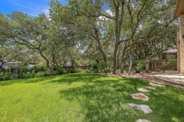 412 Eagle, Lakeway, TX 78734