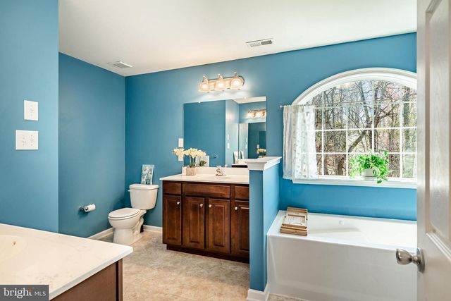 1345 NORTHUMBERLAND RD, Coatesville, PA 19320