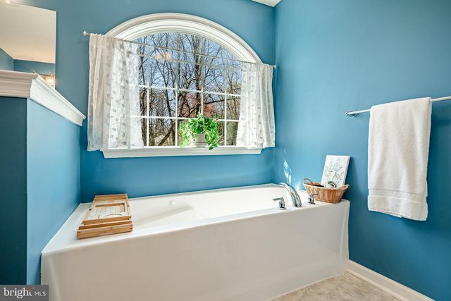 1345 NORTHUMBERLAND RD, Coatesville, PA 19320